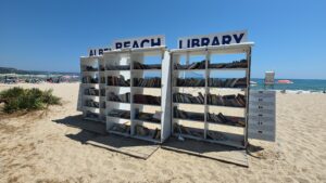Плажна библиотека в Албена, beach library Albena